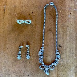 Necklace, Earrings & Barrette bundle